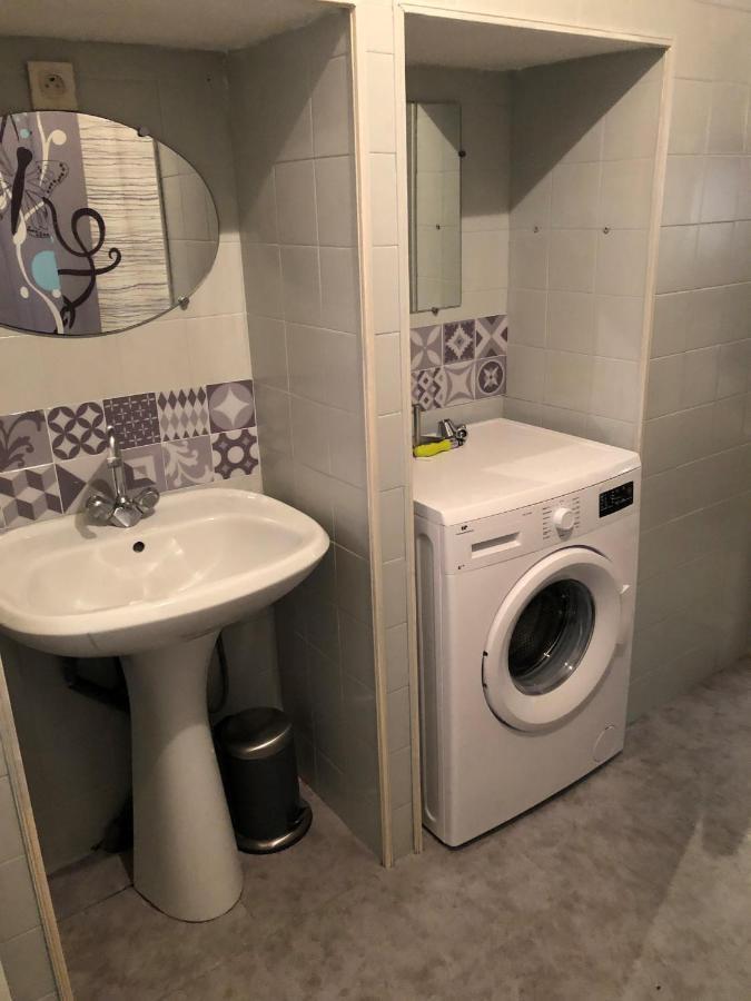 Le Gambetta Apartment Poussan Bagian luar foto